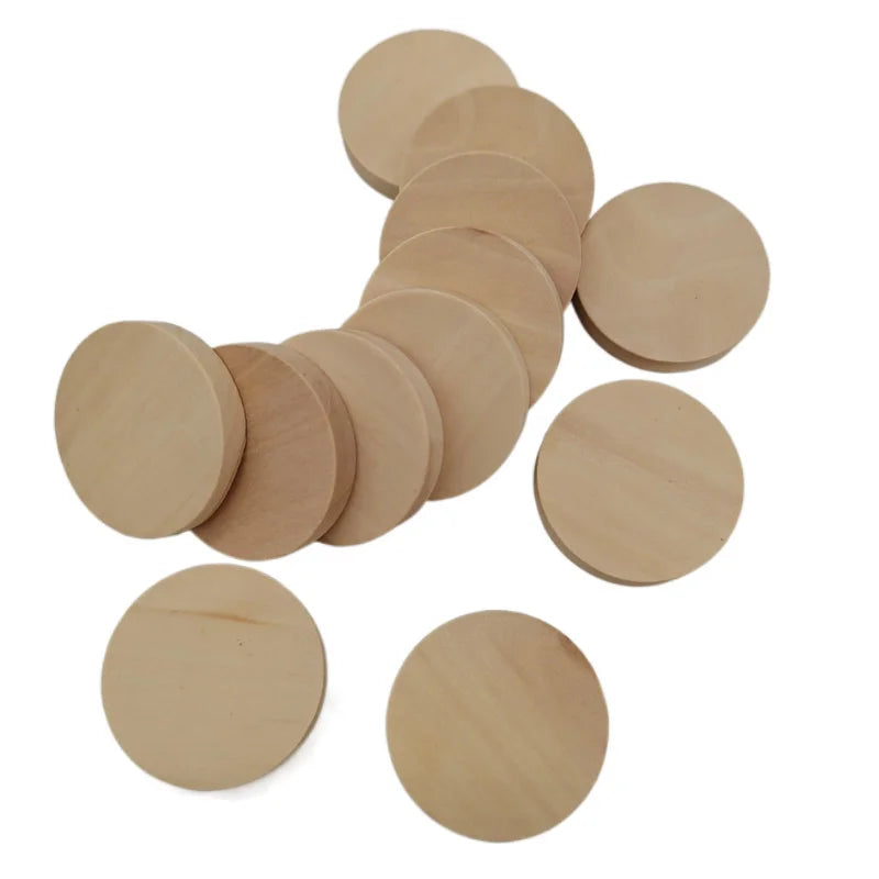 1,5 cm – 3,5 cm große Holzkreise, runde Scheiben, unfertige Scheiben, blanke Holzornamente für Heimwerkerarbeiten, Schulprojekte, Dekorationen.
