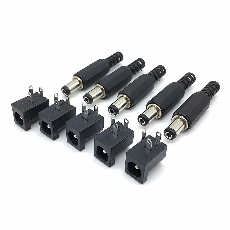 10 STÜCKE DC Stromanschluss pin 2,5x5,5mm Buchse + Stecker Buchse Adapter PCB Mount DIY Adapter Stecker 5,5x2,5 