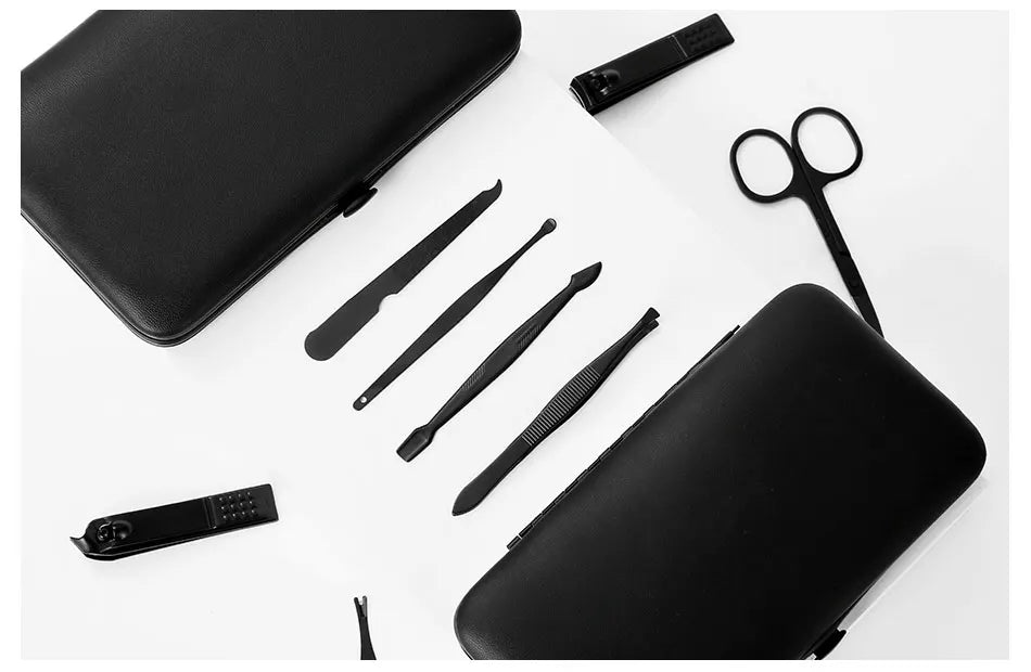 Schwarzes Nagelknipser-Set aus Edelstahl für Maniküre, Nagelschere, Pediküre, Zangen, Trimmer, Pflegewerkzeug mit Reiseetui 