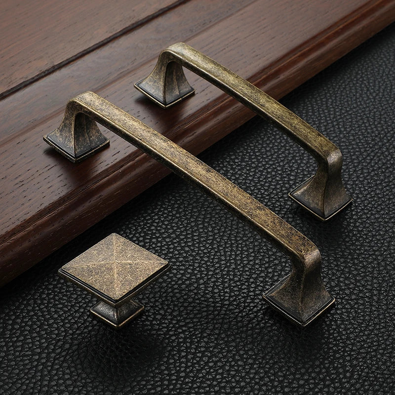 YUTOKO Retro Cupboard Pull Handles Metal Antique Brass Wardrobe 128mm Kitchen Drawer Cabinet Door Handle Furniture Knobs