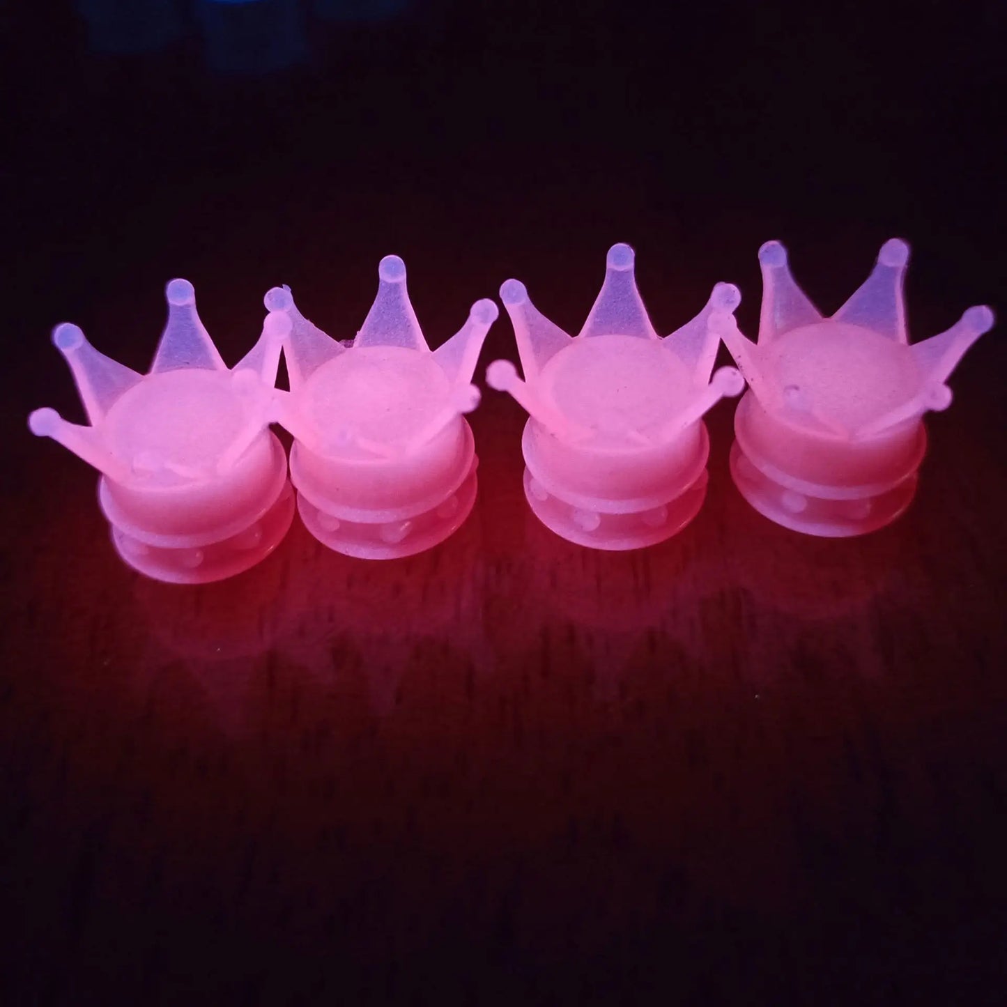 Luminous Crown Shape Wheel Tire Valve Cover Car Motorcycle Bike Tire Dust Valve Fluorescent Cap Car Tire Decoration Accessories