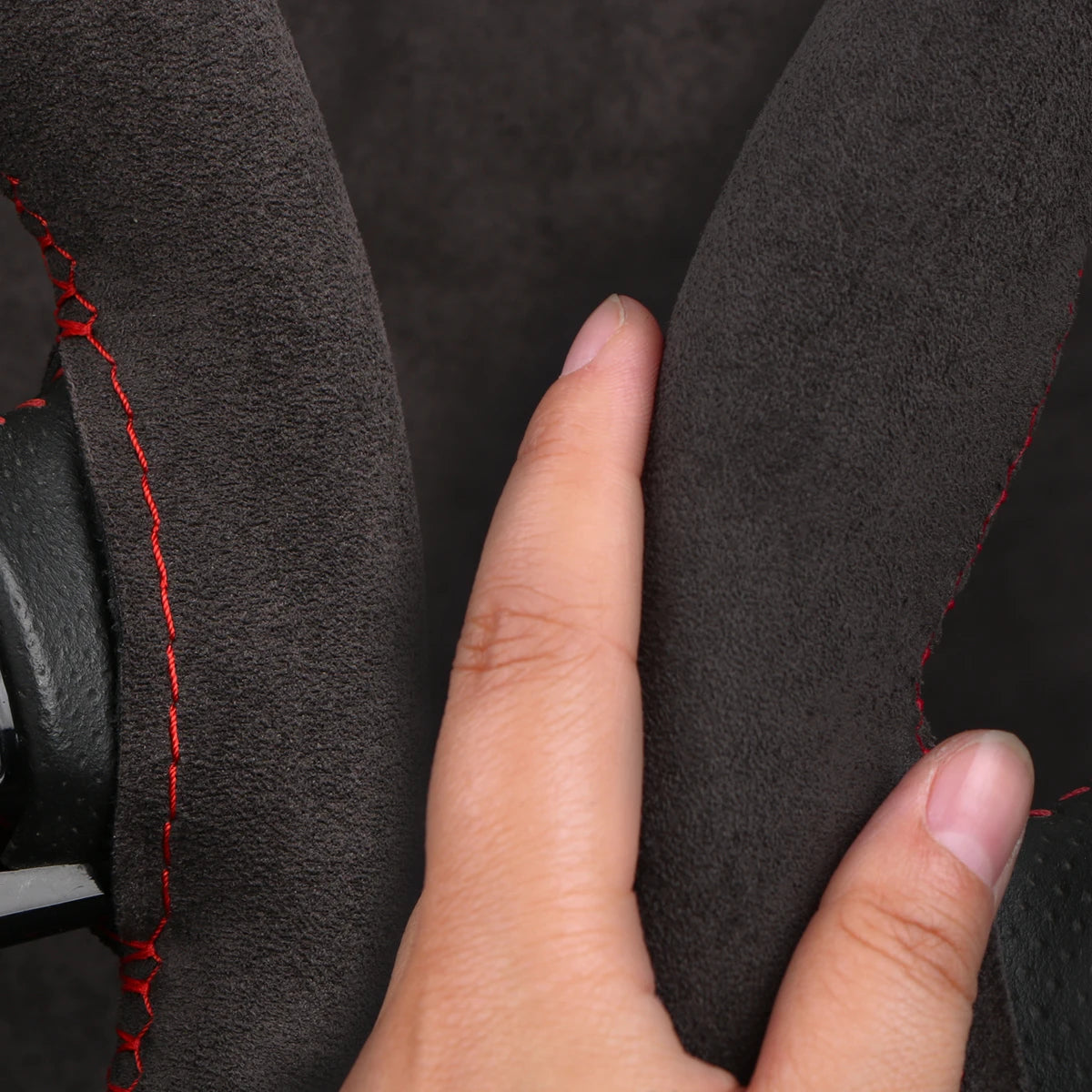 Universal Suede Car Steering Wheel Cover DIY Hand Sewing Soft Leather Braiding Cover For Auto Steering Wheel