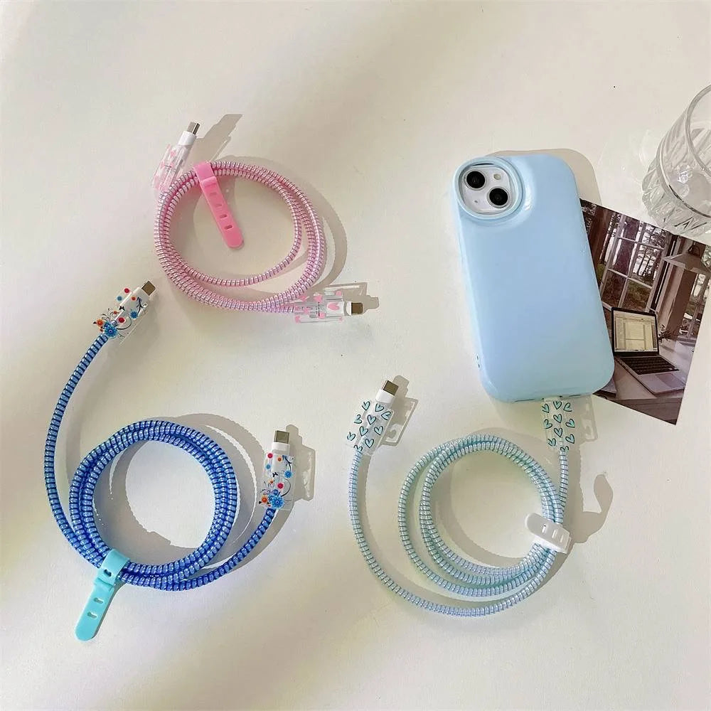 Cute Heart Case For Apple 18w/20w charger protective case is applicable to iPhone 14/13 data cable head protector Shell Sleeve